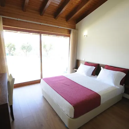 Villa Sleeps 7 With Pool Air Con And Wifi