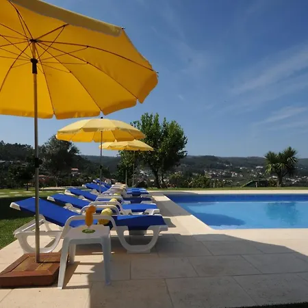 Sleeps 7 With Pool Air Con And Wifi